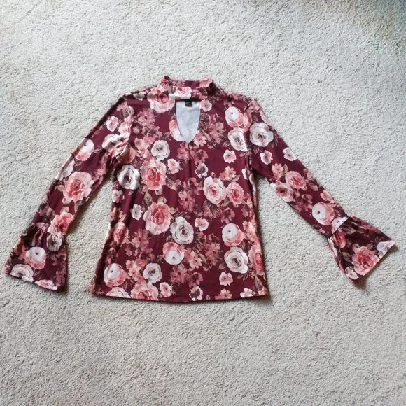 Joe Boxer Floral Bell Sleeve Tops with Cho… - Picture 5 of 8